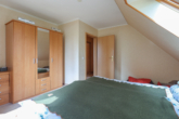 Schlafzimmer - Modernes Einfamilienhaus in ruhiger Lage – Traumhaus mit Gartenparadies