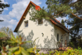Hausansicht - Modernes Einfamilienhaus in ruhiger Lage – Traumhaus mit Gartenparadies