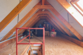 Dachboden - Modernes Einfamilienhaus in ruhiger Lage – Traumhaus mit Gartenparadies