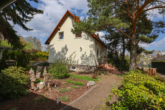 Hausansicht - Modernes Einfamilienhaus in ruhiger Lage – Traumhaus mit Gartenparadies